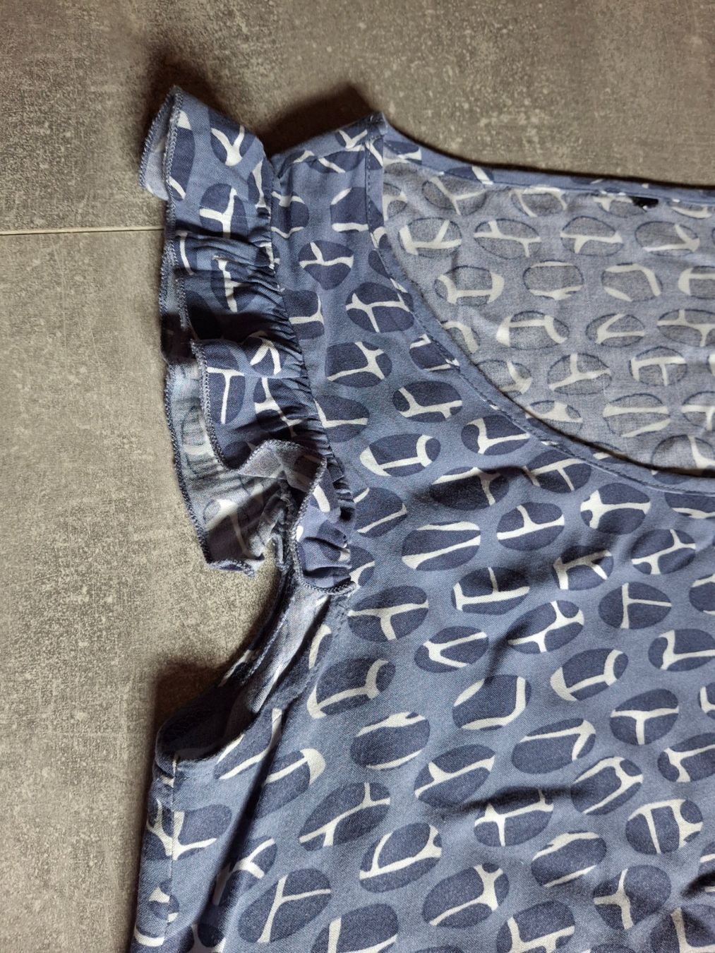 Top: Haut taille M marque Chicorée – Usato da Villiers venduto da san_jn5w 2