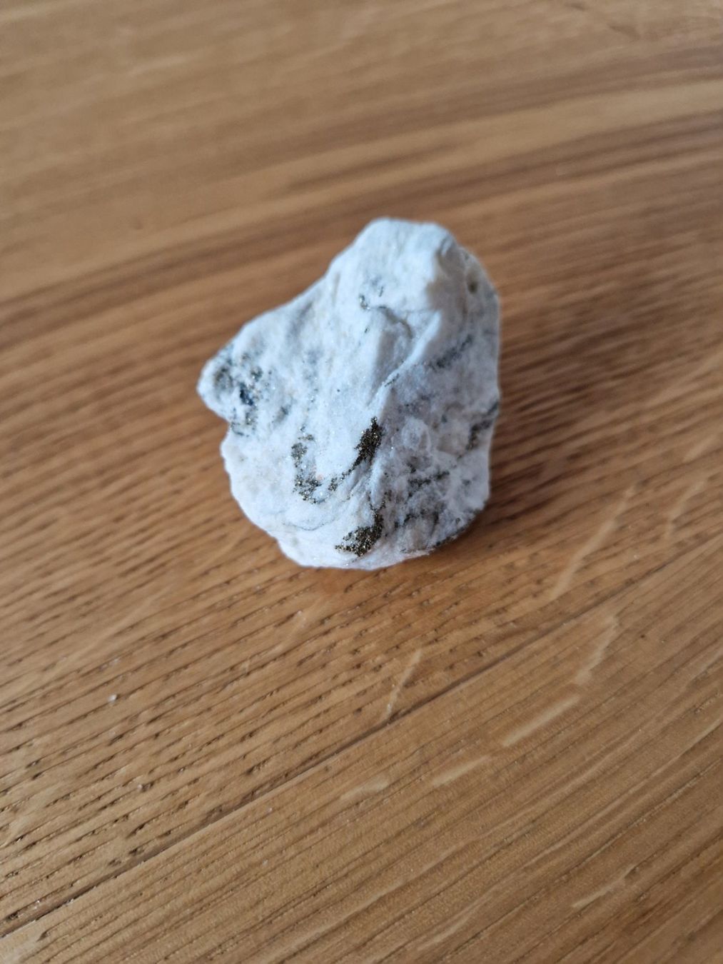 Minerali & Pietre curative: Lot de 3 pyrites du Binntal – Usato da Vuadens venduto da adrien8 2