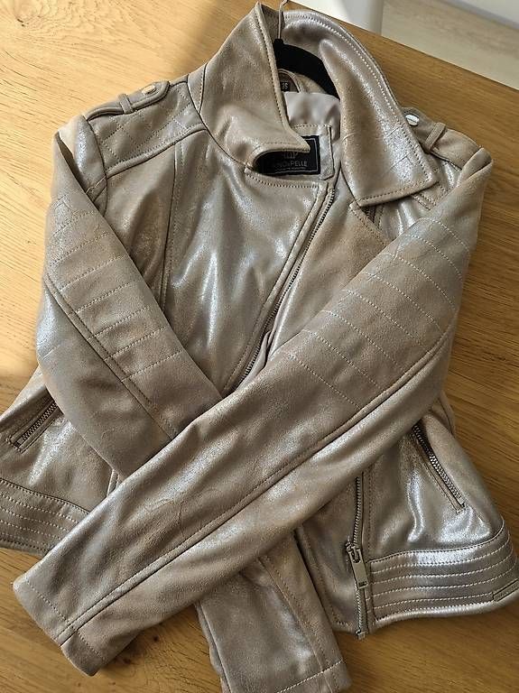 Vestes: Jacke – D'occasion à Sissach par NS_CH 1