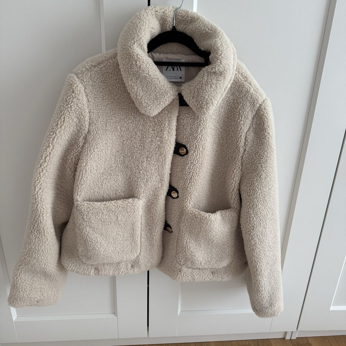 Zara Giacche: Teddyjacke von Zara, Grösse M – Usato da Kriens venduto da spl_12