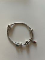 Pandora Armband mit Charms