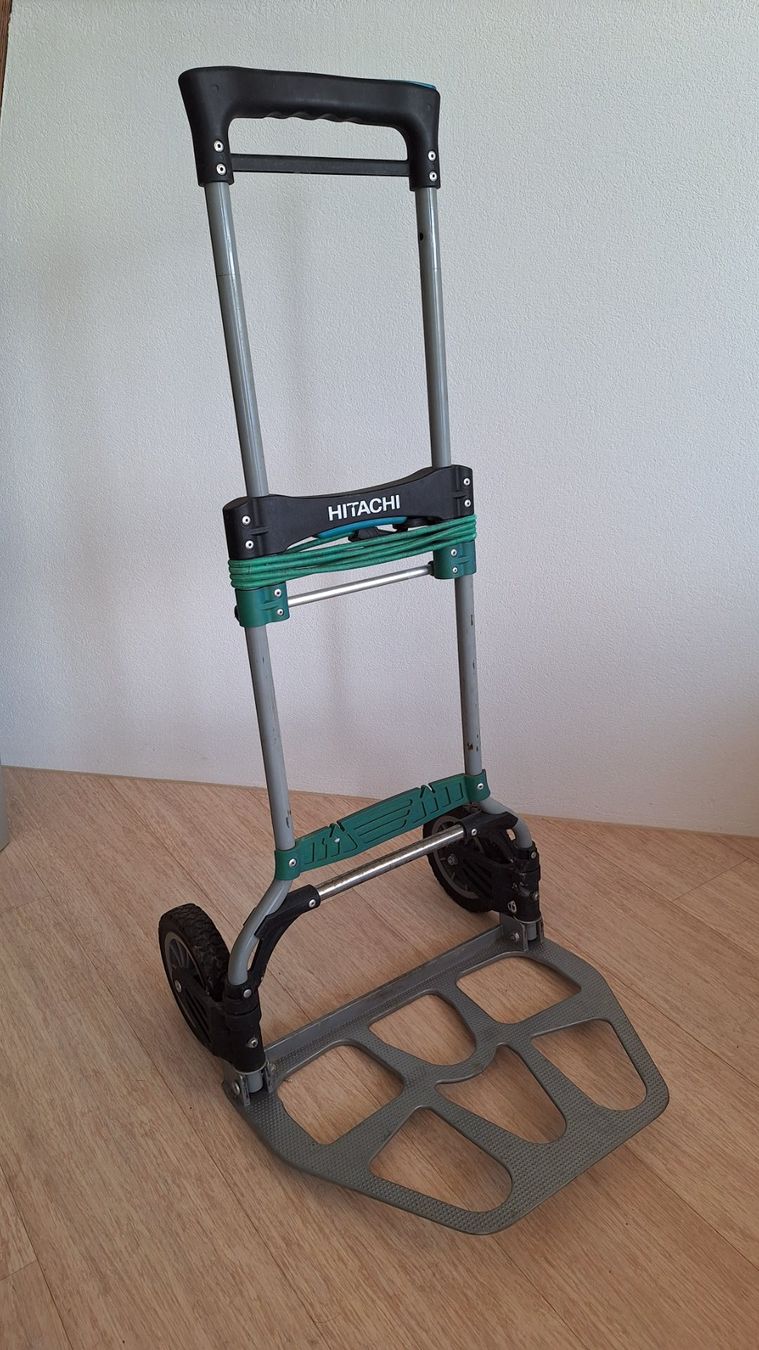 Koffer & Taschen: Transportwagen / Sackrolli Hitachi – Gebraucht aus Gersau von biancaneve82 1