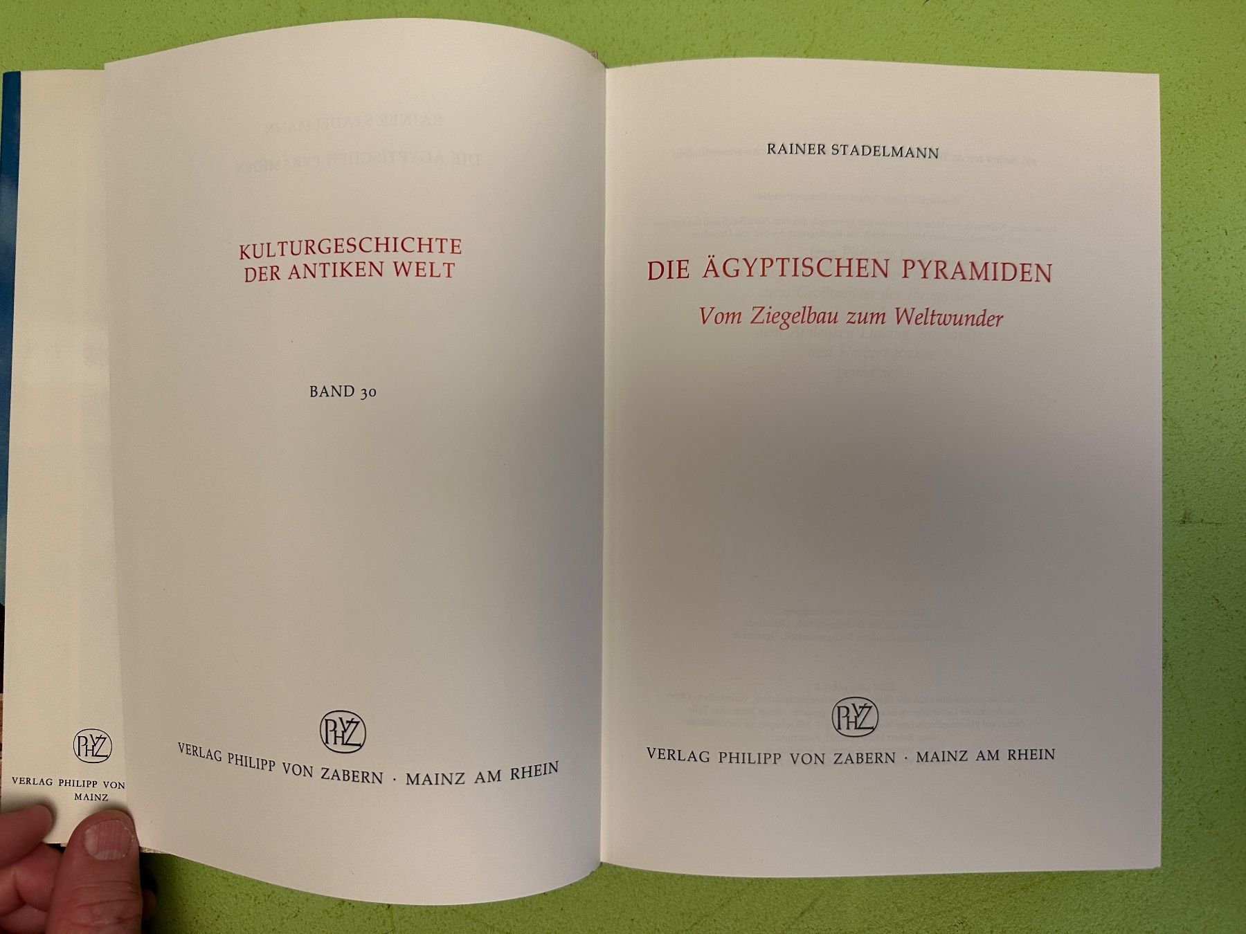 Bücher: Rainer Stadelmann: Die ägyptischen Pyramiden. – Gebraucht aus Zürich von allp 2