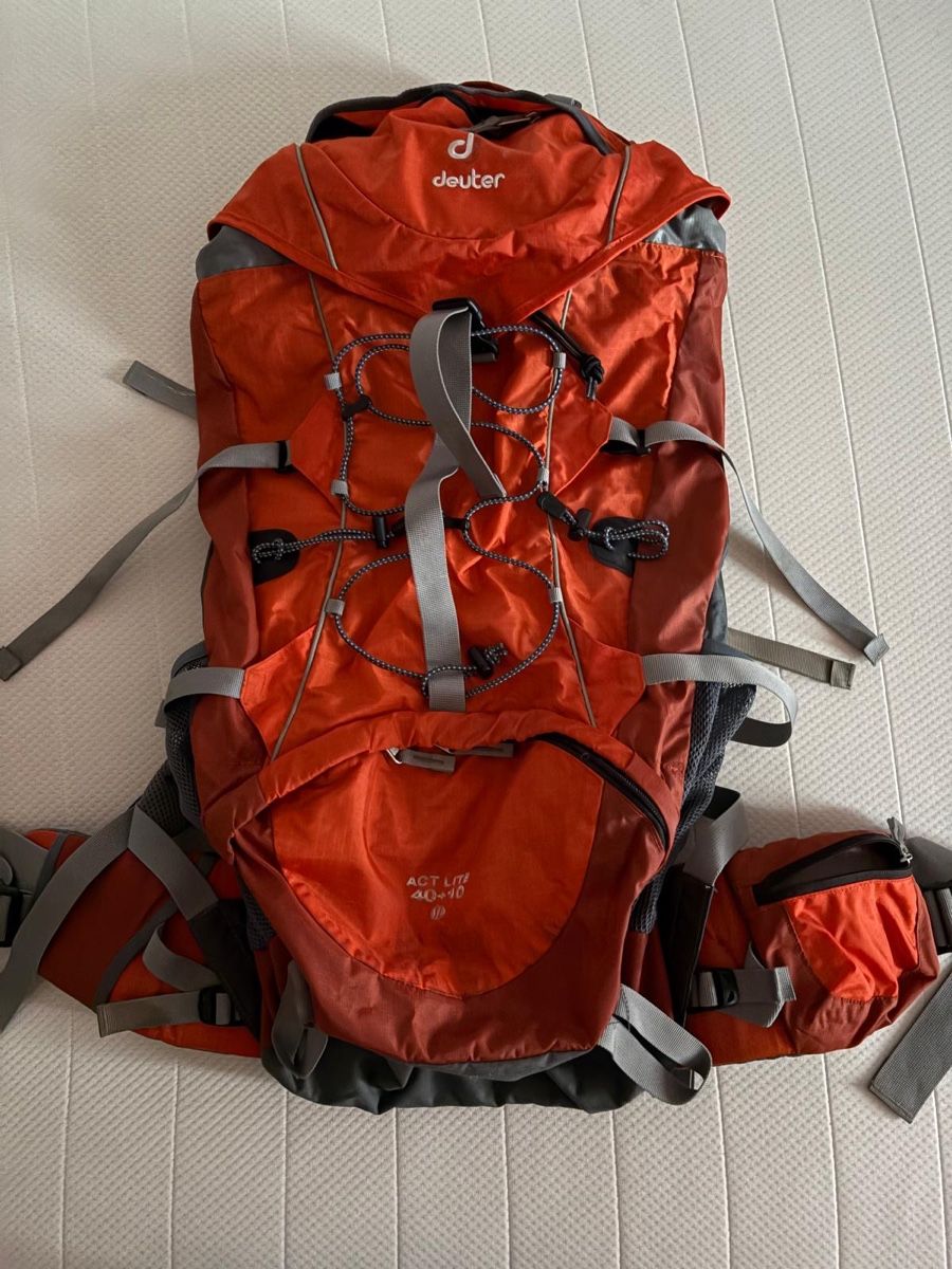Sacs à dos: Deuter ACT Lite 40+10 Rucksack  – D'occasion à Neuenhof par miravesna