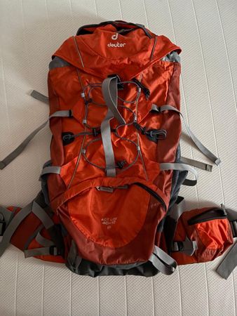 Deuter ACT Lite 40+10 Rucksack 