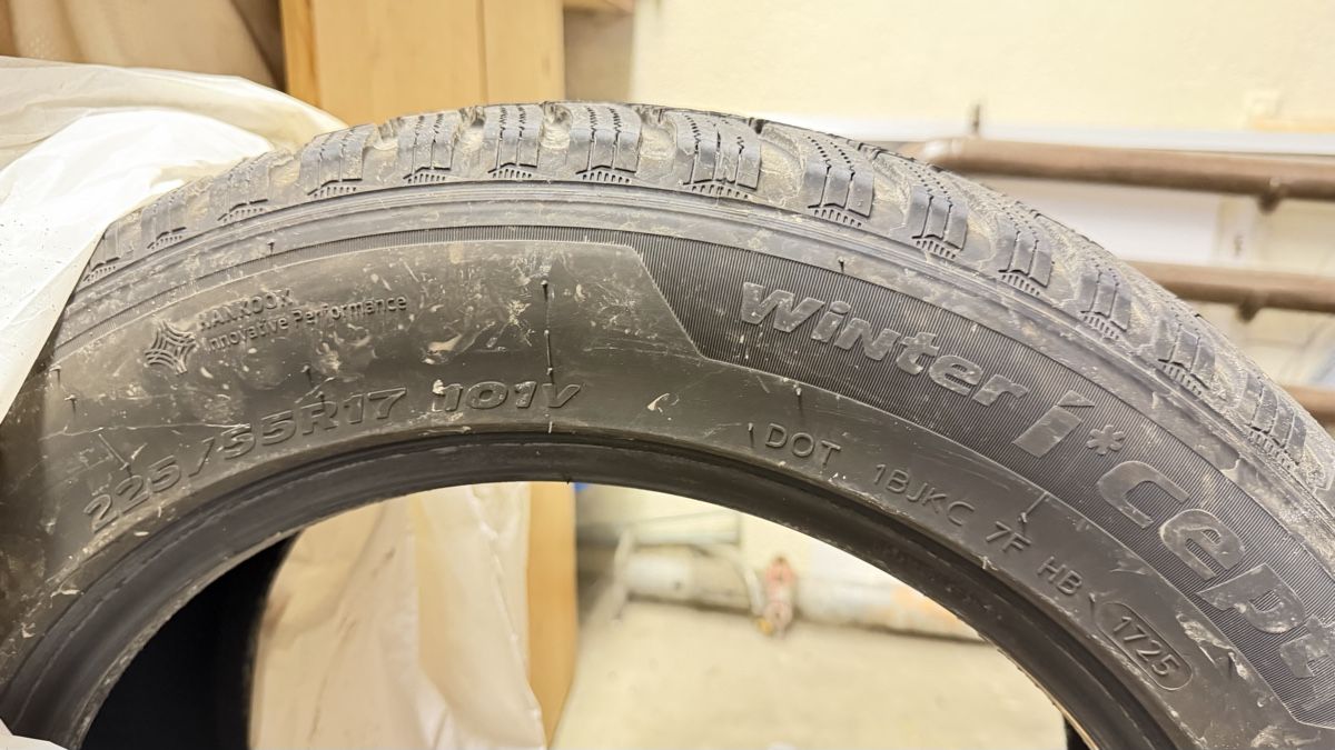 Pneus & Kompletträder: Winterriefen 2x Continetal 2x Hankook – Gebraucht aus Gränichen von senaldz 4