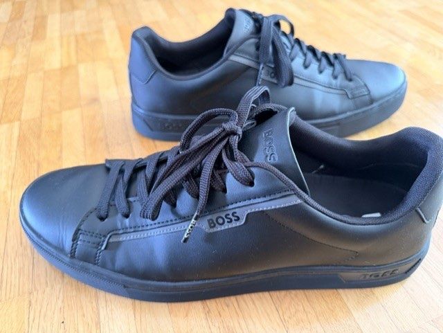 Hugo Boss Scarpe da uomo: Hugo Boss Sneaker - Gr 44 – Nuovo (secondo la descrizione) da Dübendorf venduto da kerstinbrisbane 5