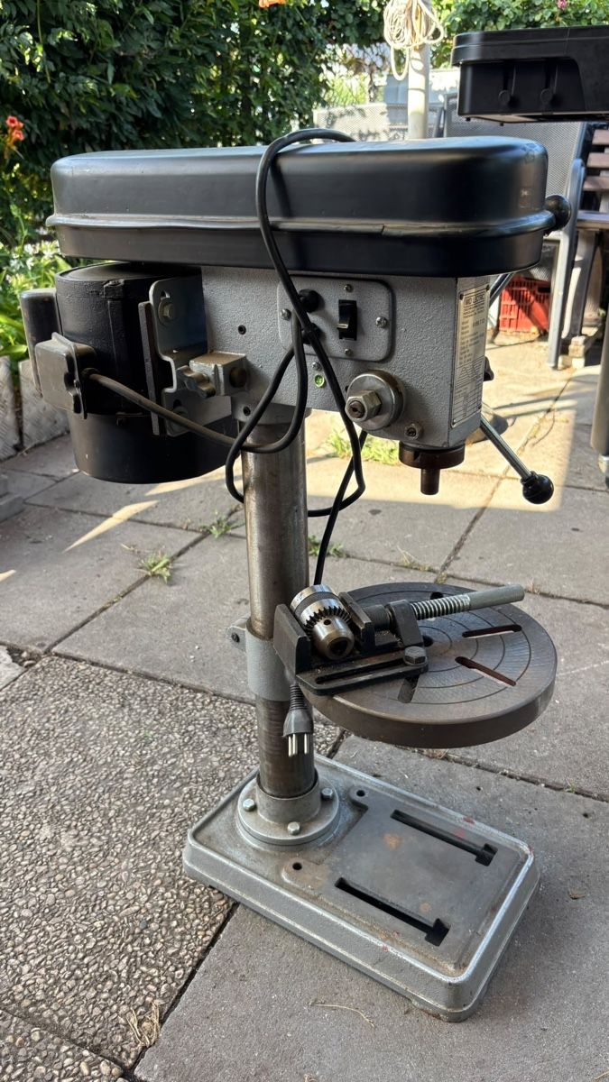 Perceuses: Perceuse à colonne  – D'occasion à Yverdon-les-Bains par Little_M0nster 1