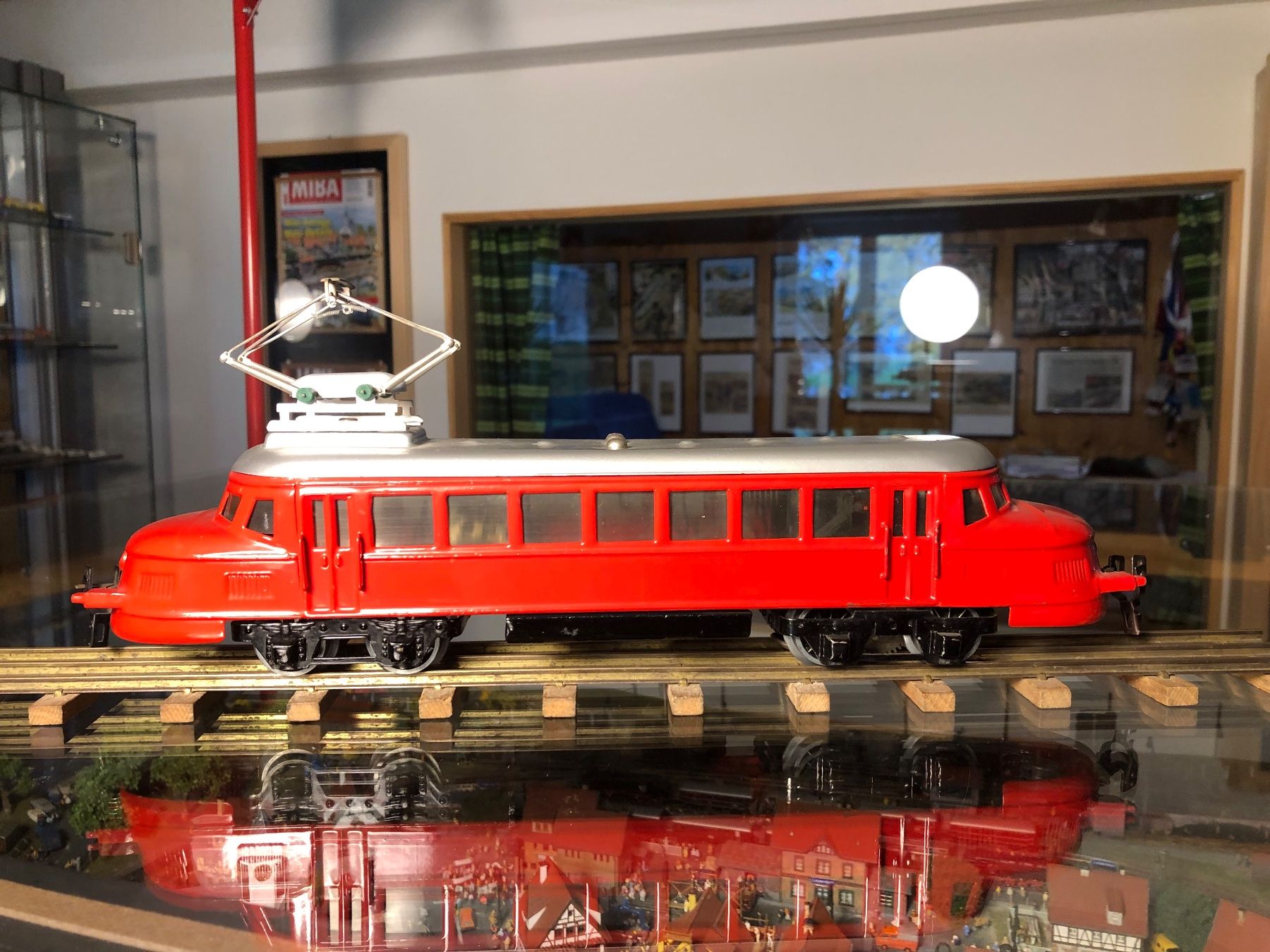 Märklin Modellini di ferrovie: märklin E-Look Roter Pfeil – Usato da Klarsreuti venduto da Sbirolipiero 3