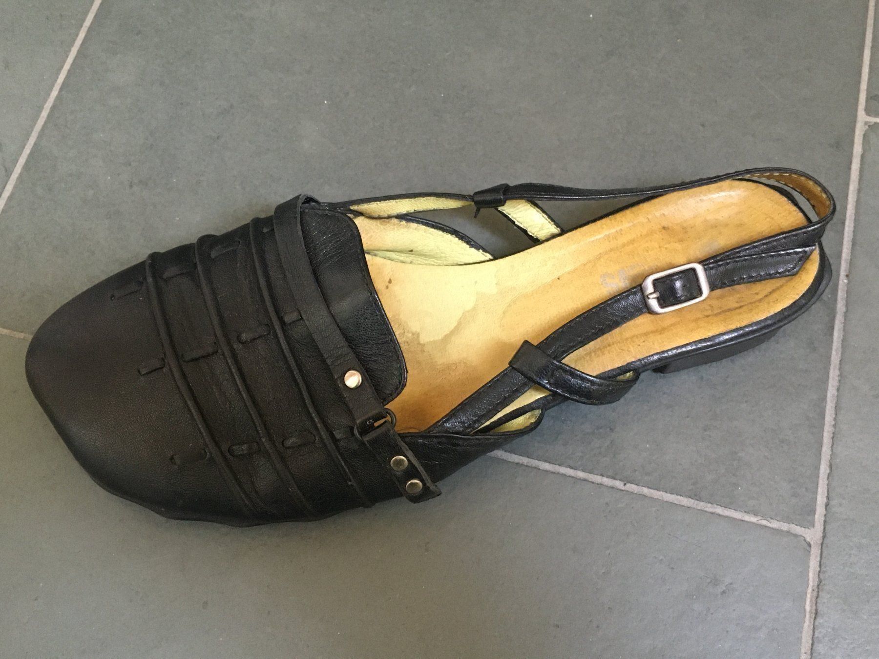 Chaussures femmes: Sandalen, geschlossen – D'occasion à Mittelhäusern par lacapo8 2