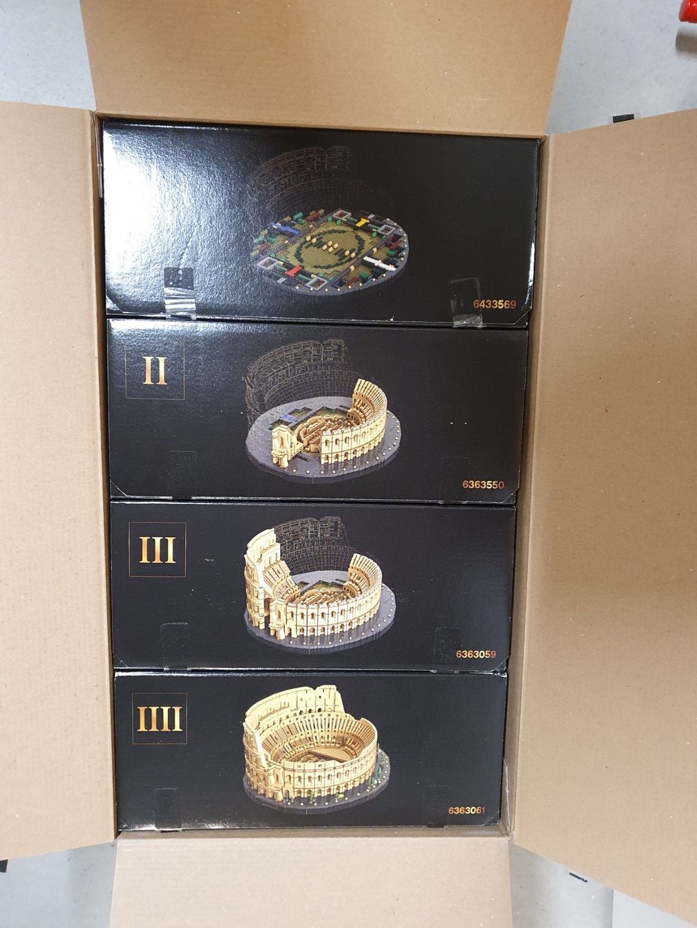 Lego Kit di costruzioni: LEGO CREATOR 10276 Kolosseum mit Licht – Nuovo (secondo la descrizione) da Wettingen venduto da __Dom__ 9