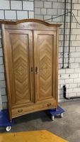 Antiker Kleiderschrank, Holz, Schrank, Vintage Stil!
