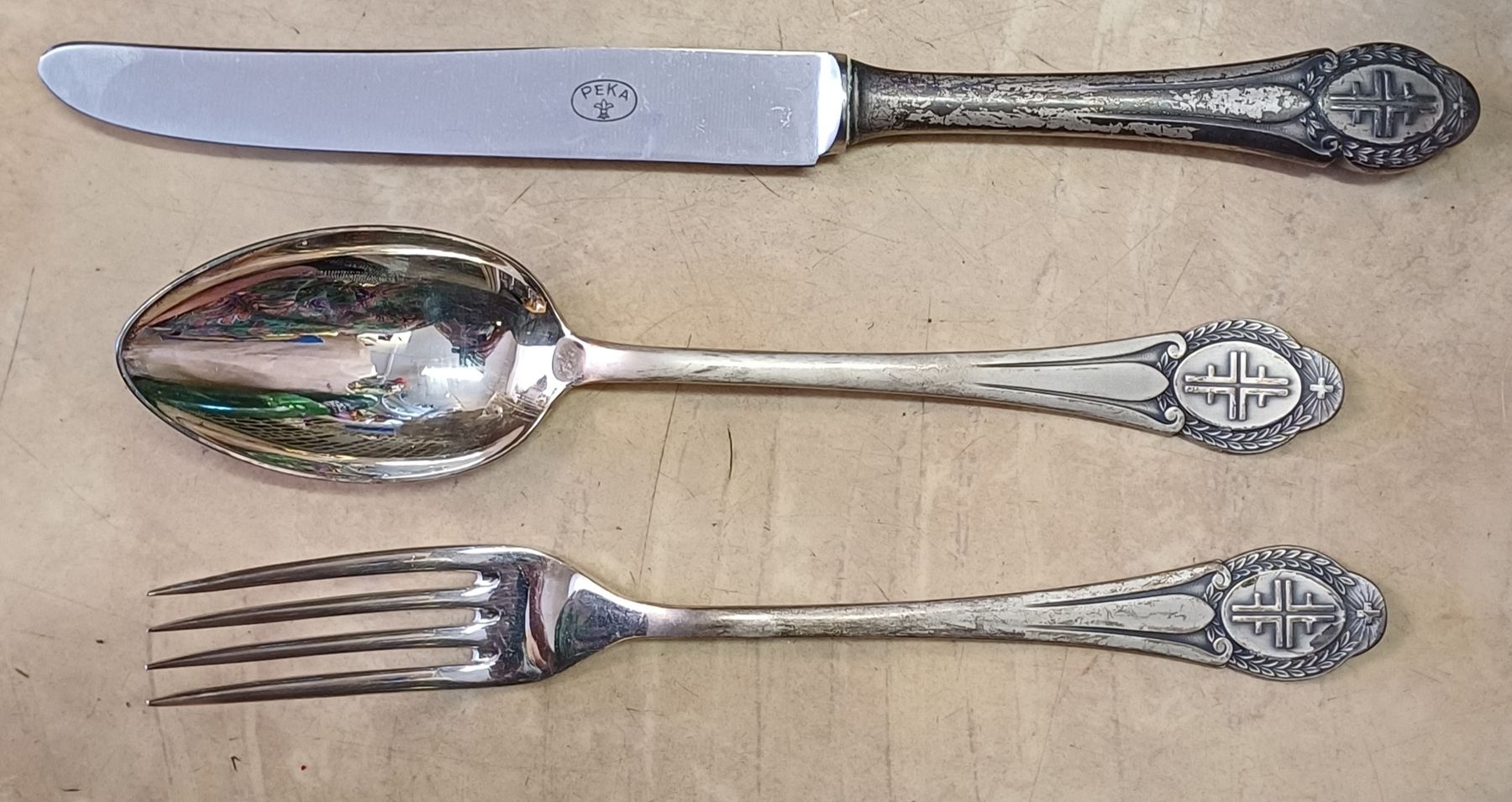 Couverts: Peka Besteck set versilbert 24 teilig – D'occasion à Merenschwand par Brockinell 1