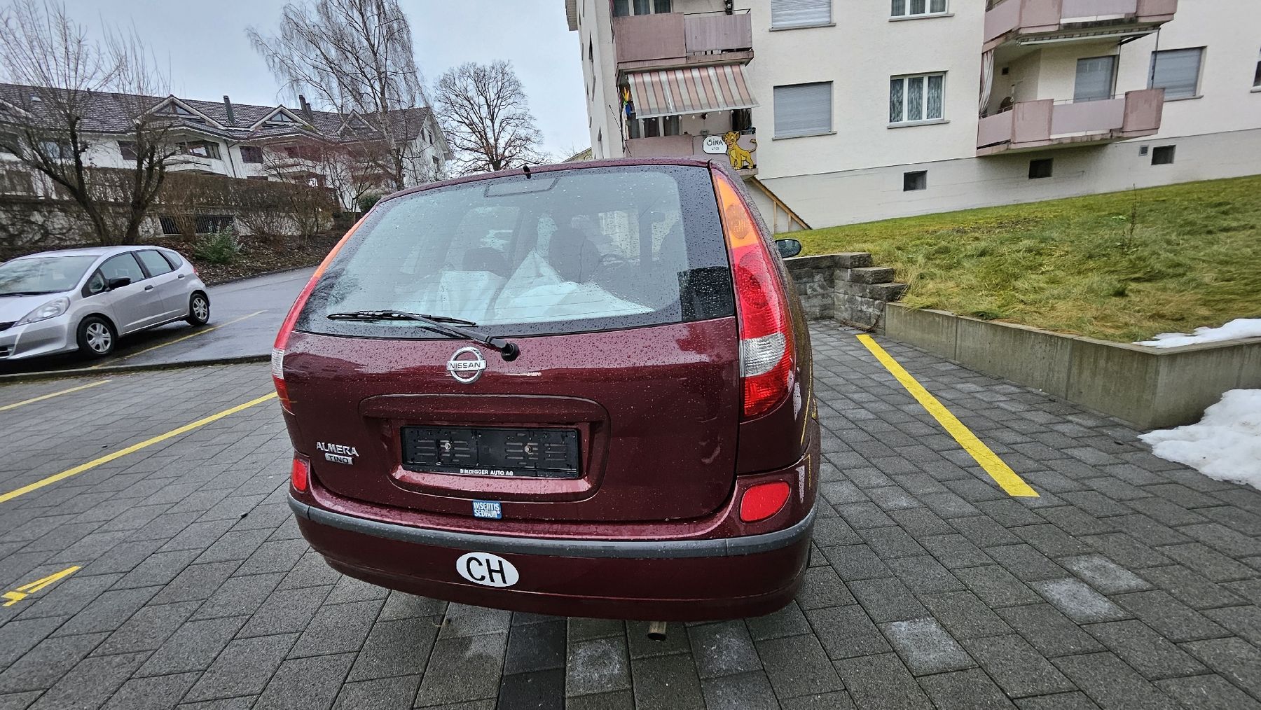 Automobili: Nisan Almera – Usato da Benzenschwil venduto da Royal.online 2