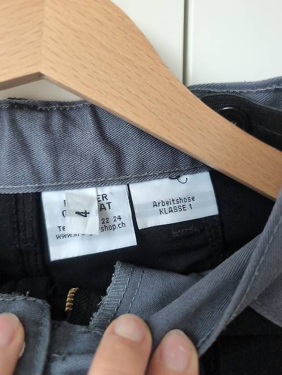 Pantaloni: Krenger Arbeitshose Gr. 4 Jährig – Usato da Alberswil venduto da __colafroeschli__ 1