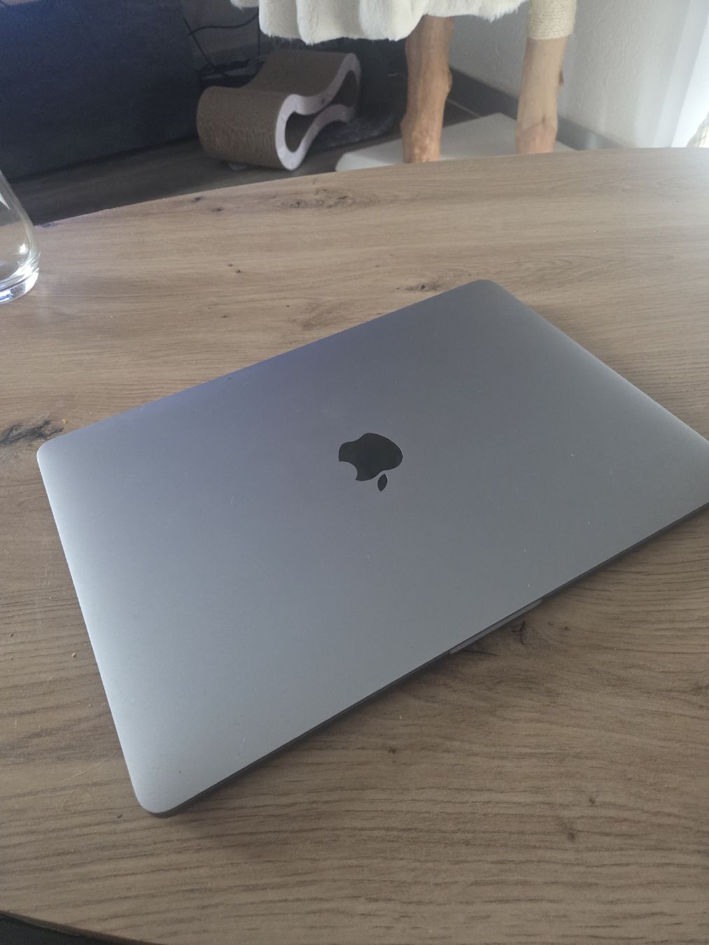 Apple Notebooks: MacBook Pro – Defekt aus Rapperswil BE von Nico00. 1