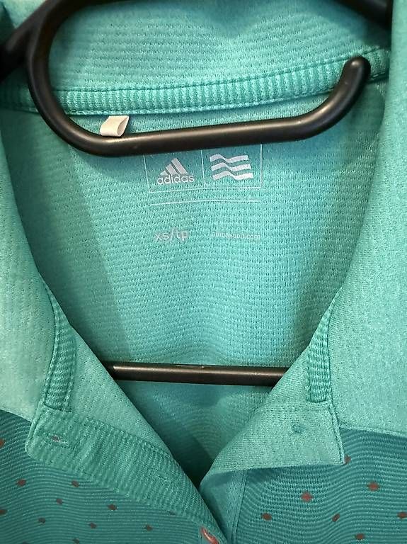 Polo-Shirts: Adidas Golf Shirt  – Gebraucht aus Bülach von angelique080882 1