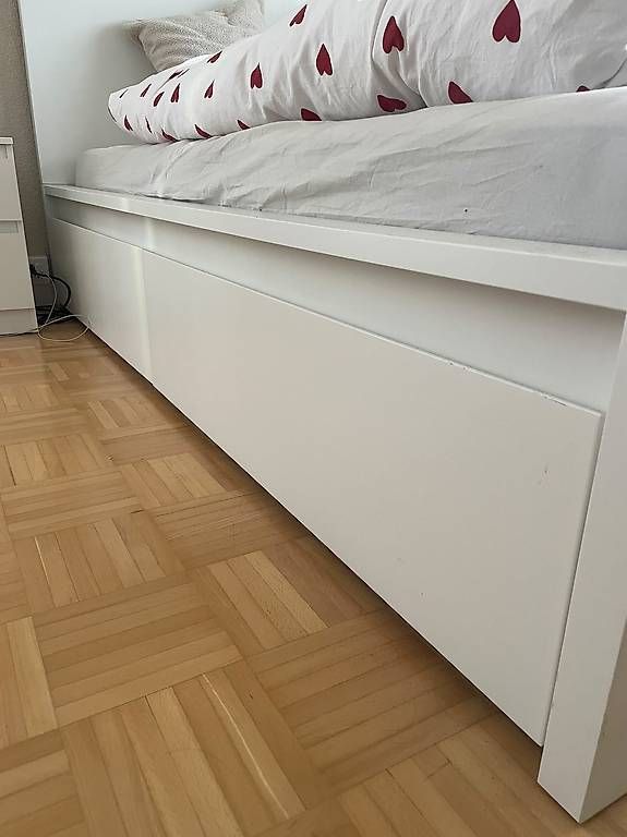 Ikea Betten: Bett (weiss) – Gebraucht aus Obergösgen von randomly 1