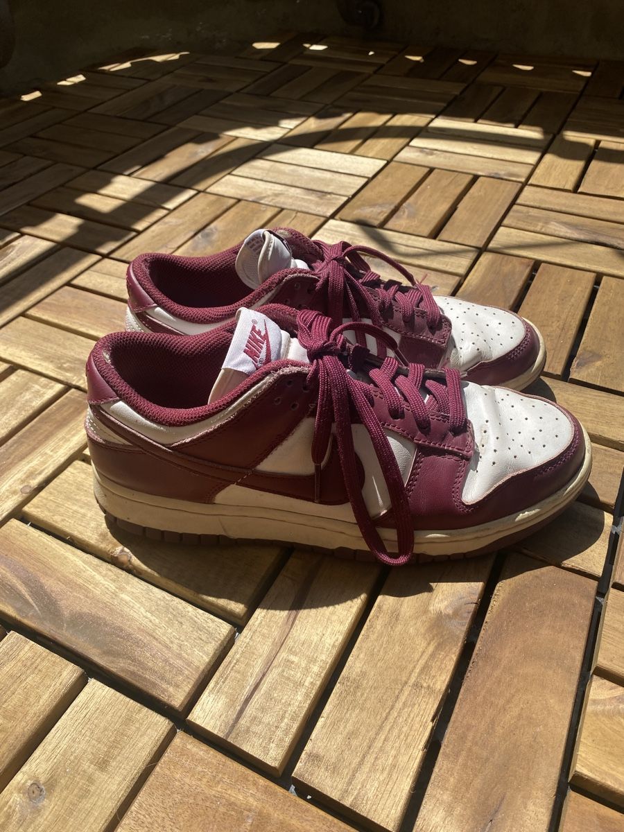 Nike Chaussures hommes: Nike Dunk weinrot – D'occasion à Zürich par edi_82nc