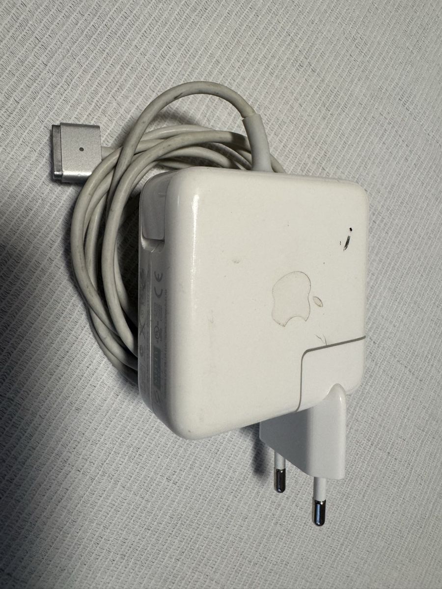 Apple Caricabatterie: Apple MagSafe MacBook Ladegerät 60W – Usato da St. Margarethen TG venduto da Apple_Lovers