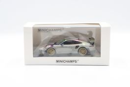 Porsche 911 991 GT2 RS Weissach Package 2018 1:43 Minichamps