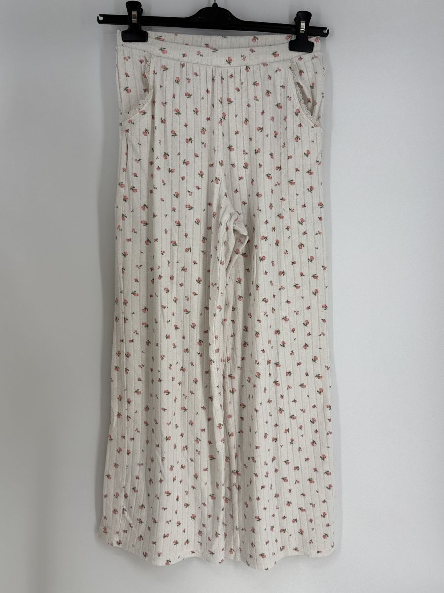 Negligees & Pigiami: Pyjama Set Gr. S mit Blumenmuster von Primark  – Usato da Auenstein venduto da moin. 1