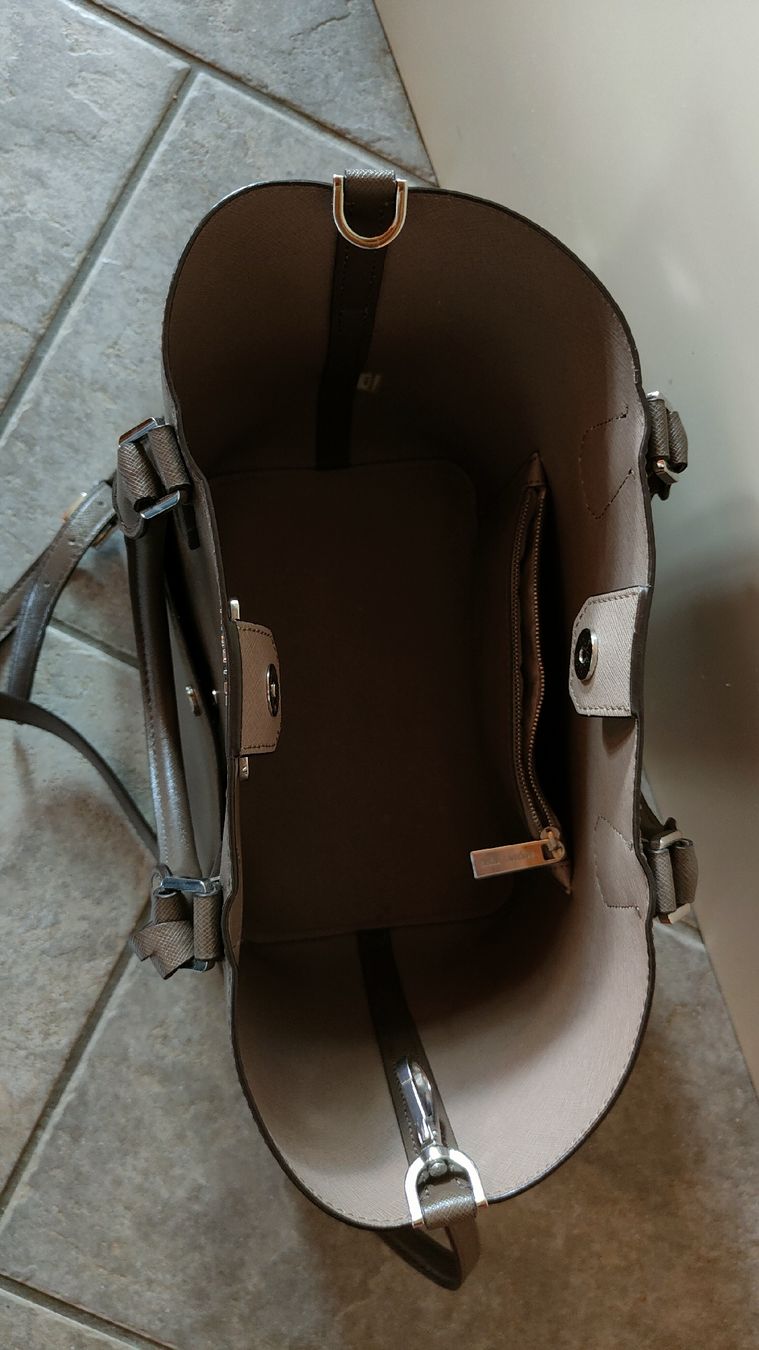 Michael Kors Borse da donna: Michael Kors Greenwich Large Grab Bag Grey – Nuovo e nell'imballaggio originale da Davos Platz venduto da egl_h2gt 2