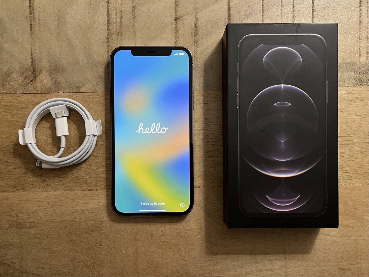 Apple Handys / Smartphones: iPhone 12 Pro | 512 GB | Graphit – Neu (gemäss Beschreibung) aus Zürich von  8
