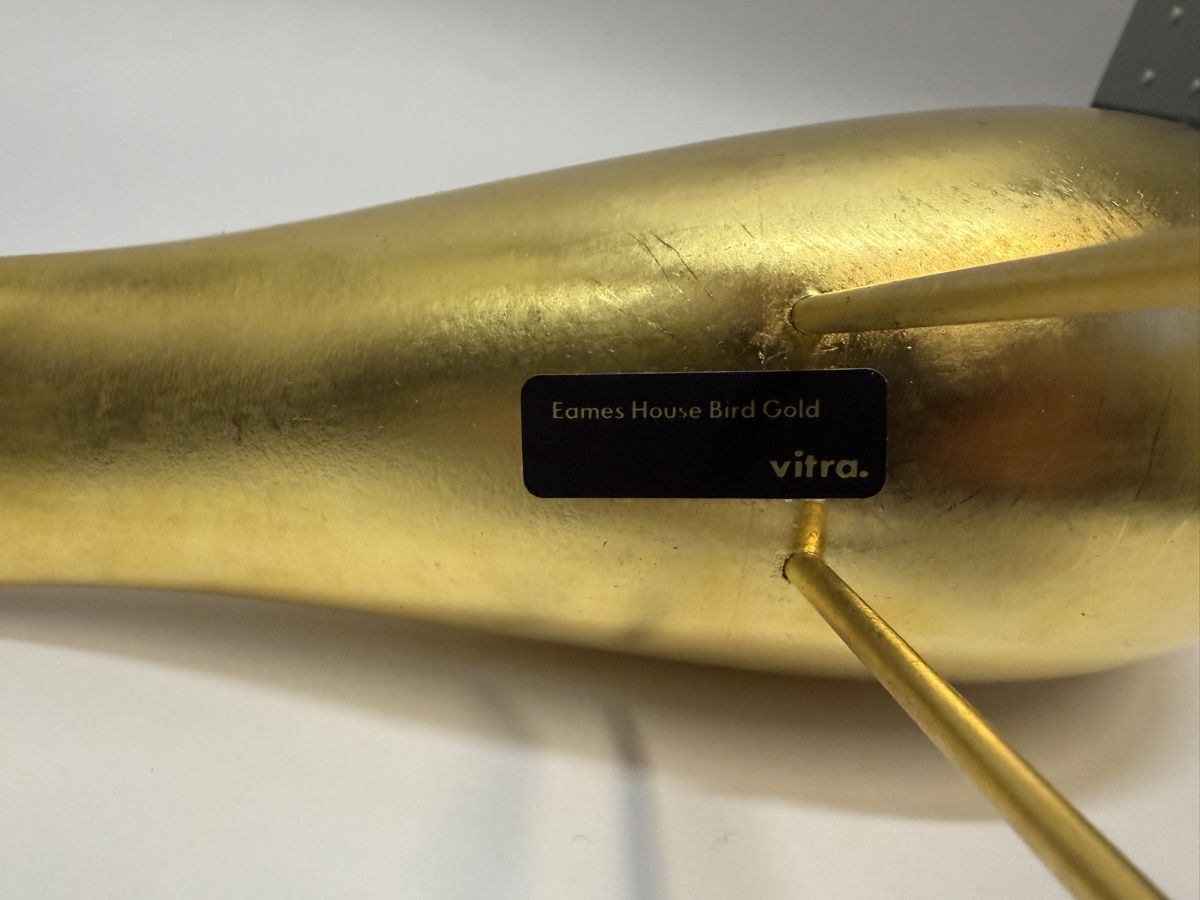 Vitra Statuette: Eames House Bird Gold, Vitra – Nuovo e nell'imballaggio originale da Bottmingen venduto da Ch.Hal 2