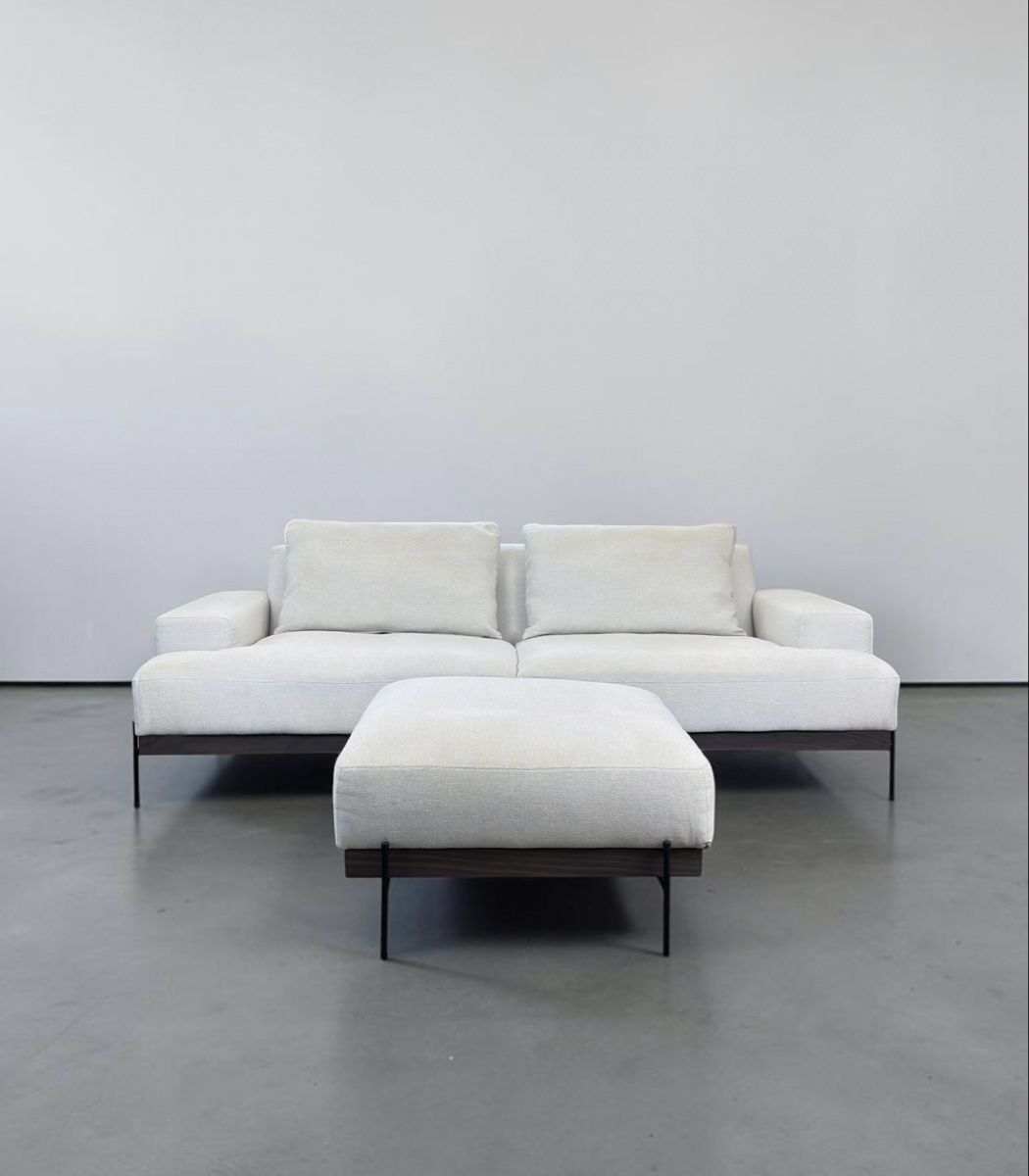 Sofas: 2-Sitzer-Sofa-Set Hellbeige mit Fußstütze – Gebraucht aus Bachenbülach von Sofalab.swiss 7
