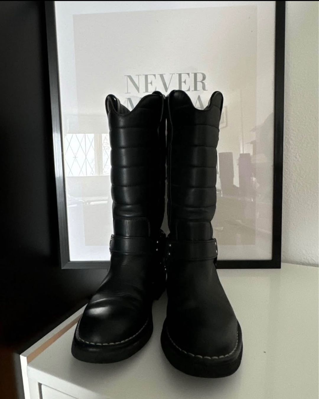 Scarpe da donna: Chanel cowboy boots – Usato da Les Geneveys-sur-Coffrane venduto da LVMM