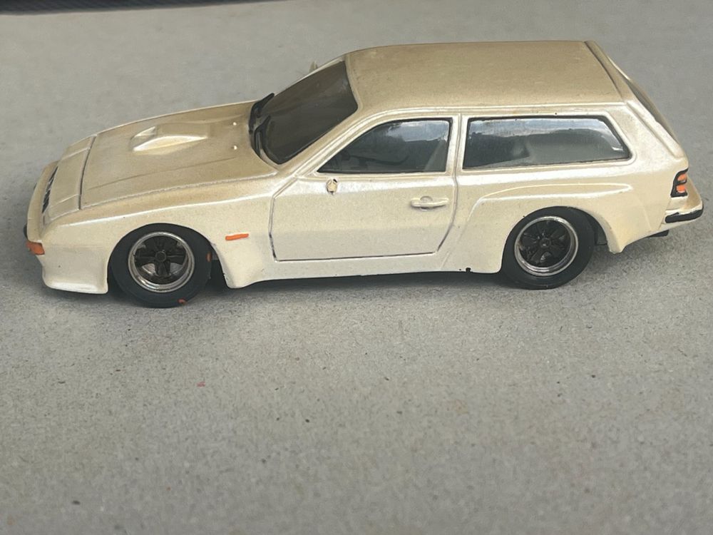 Kit Miniature 1/43 Porsche 944 COMBI ARTZ - Record MRF Spark Provence - Occasion