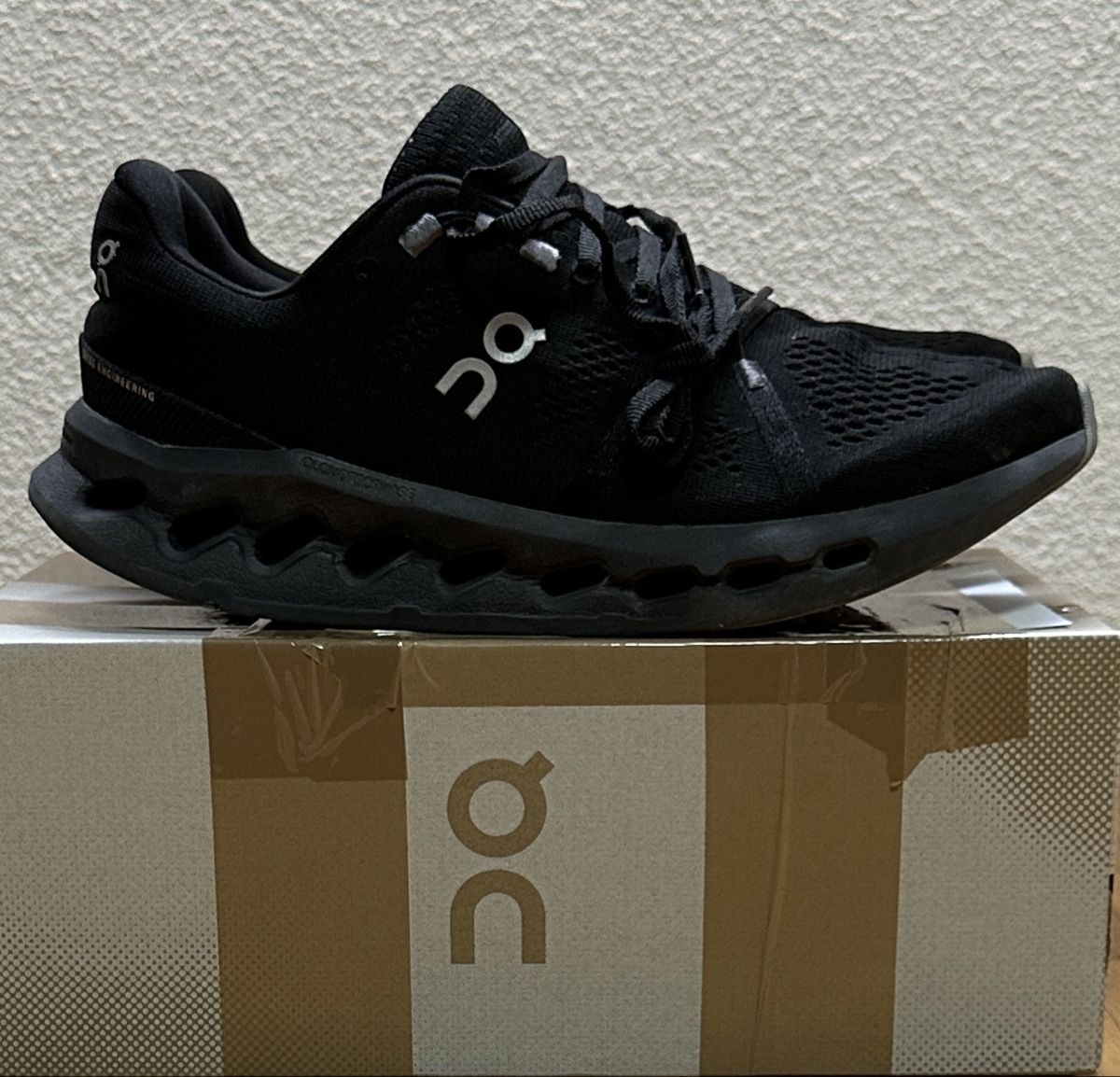 On Chaussures hommes: ON Schuhe G 41 – D'occasion à Maienfeld par tobeyl2020 3
