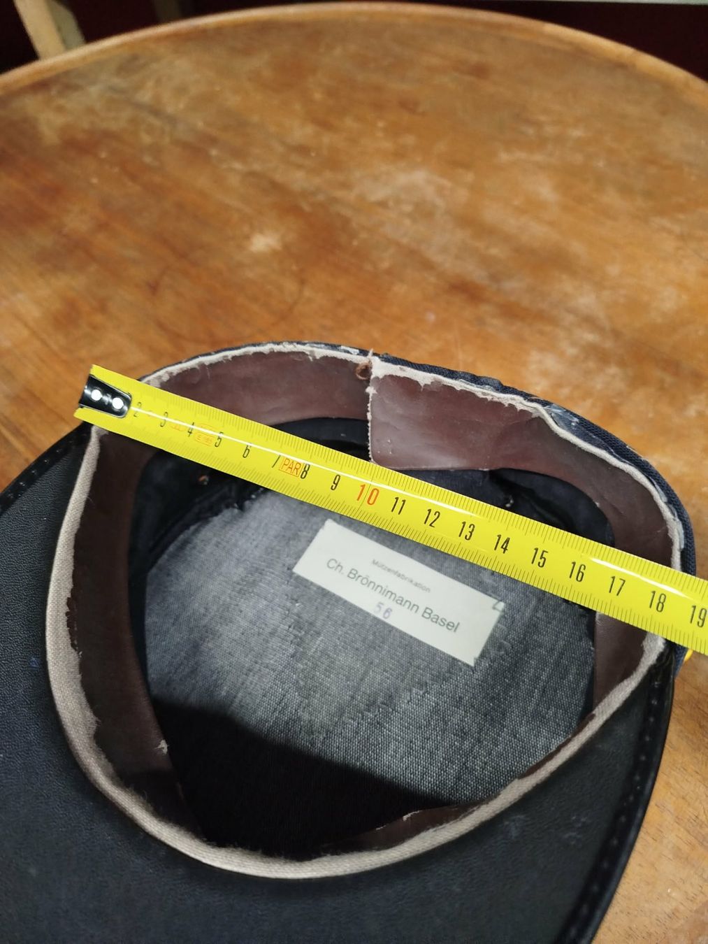 SBB/CFF/FFS Uniformi: Casquette de chemin de fer, – Usato da La Chaux-de-Fonds venduto da Emmaus2300CDF 9