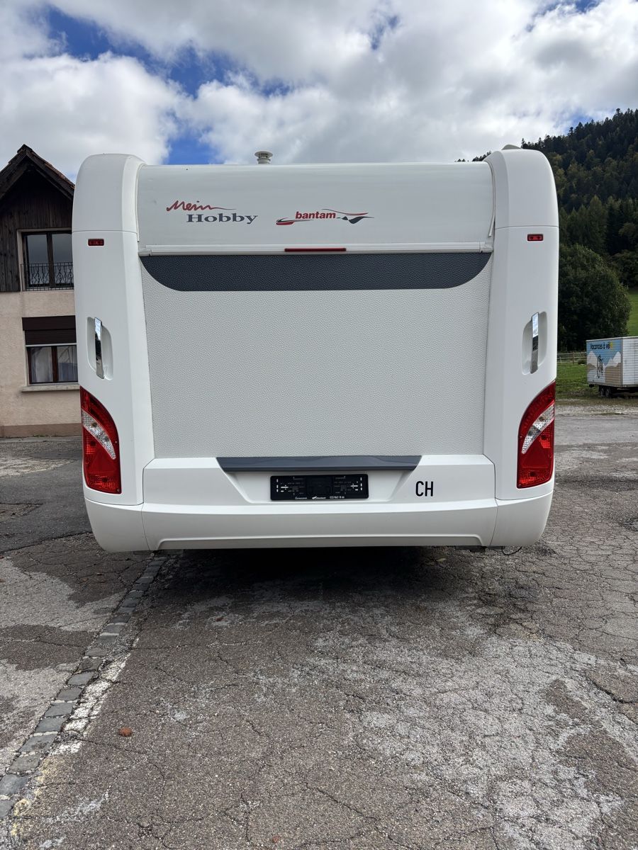 Hobby Véhicules de camping: Caravane hobby DELUXE édition  – D'occasion à Couvet par inf_z6yz 1