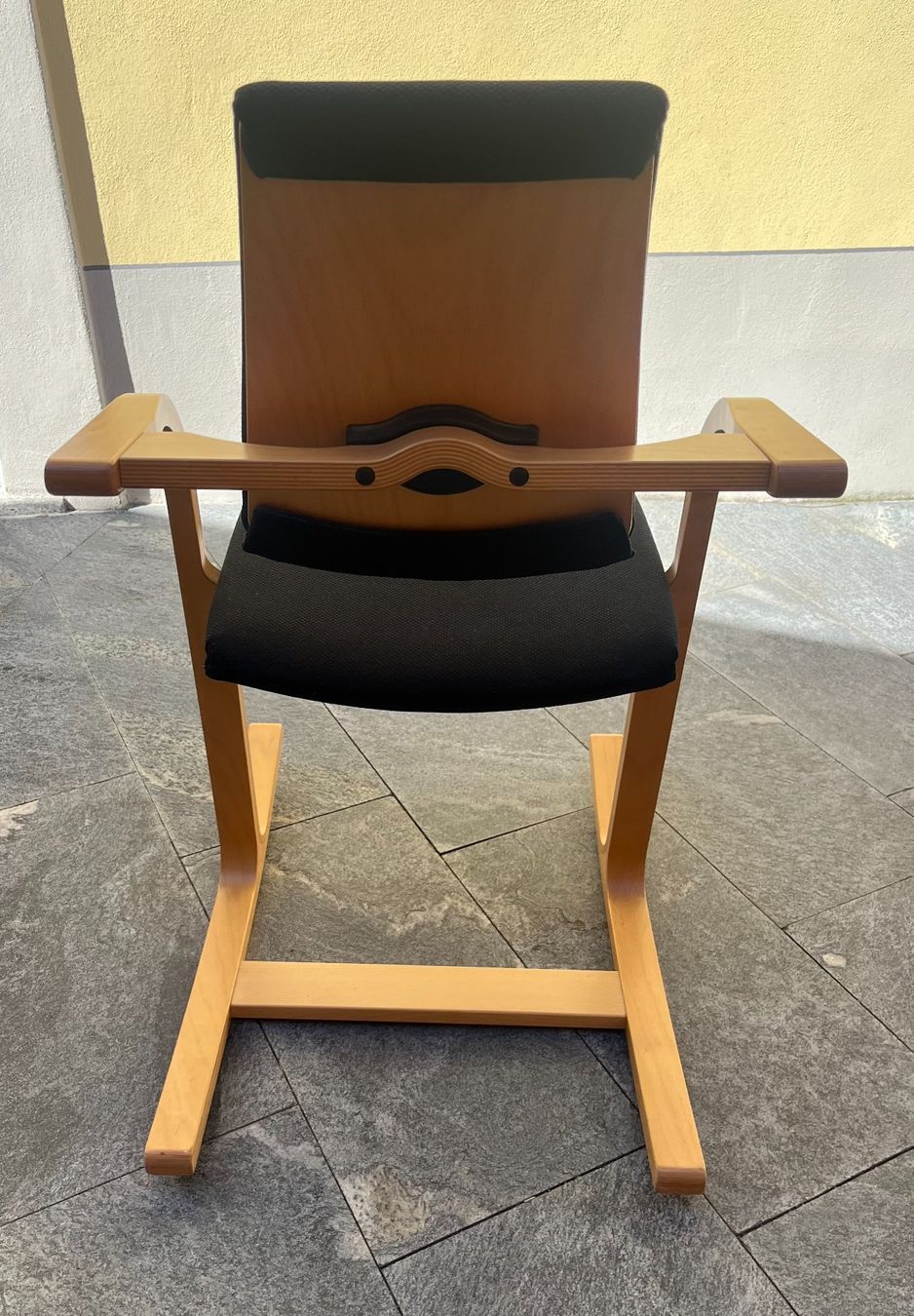 Stokke Chaises: Sedia ergonomica originale Stokke Actulum di Peter Opsvik – D'occasion à Rivera par lor_p69f 5