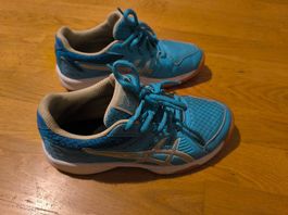 Baskets asics 33.5