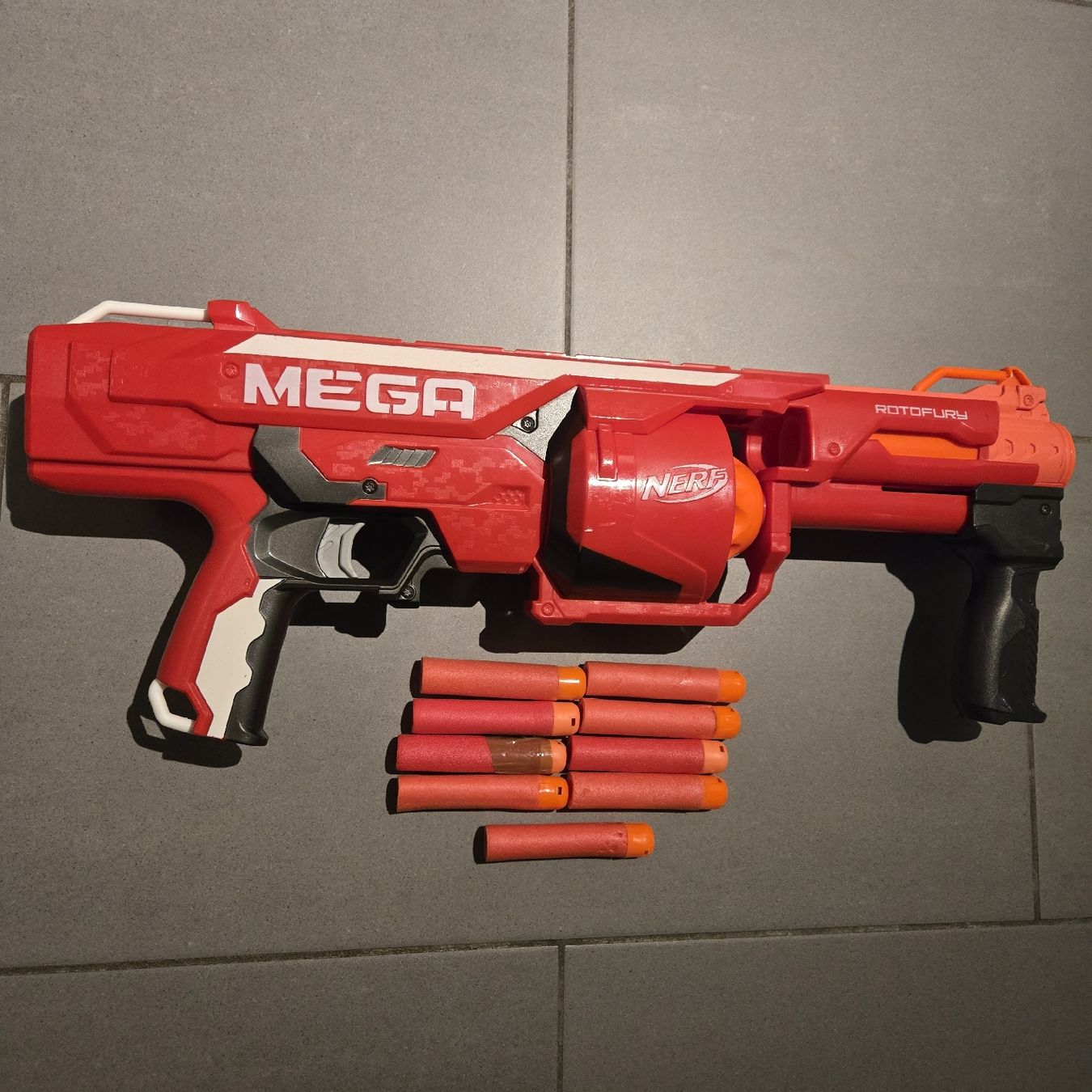 Nerf Spielzeuge: Nerf Blaster Set 4 Modelle mit Darts gebrauchter Zustand – Gebraucht aus GÜMLIGEN von DJ-Jana 4