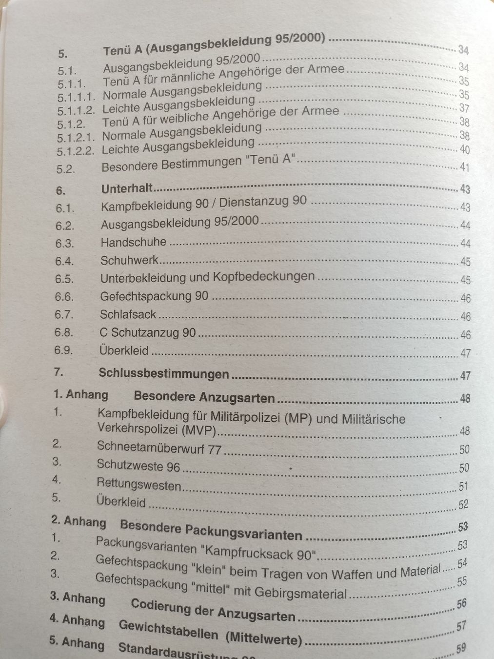 Libri: Schweizer Armee Militär, Kampfbekleidung 90 Büchlein – Usato da Schwanden Sigrisw venduto da cadieux71 2