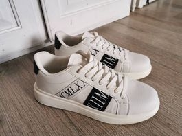 Sneaker / Freizeitschuh
