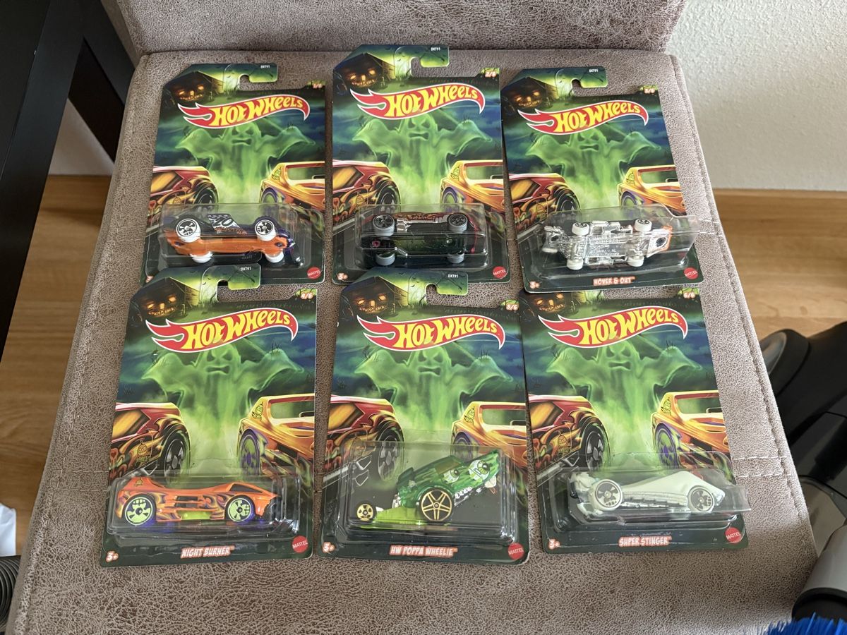 Hot Wheels Modellini d'auto: HOT WHEELS halloween SET – Nuovo e nell'imballaggio originale da Herzogenbuchsee venduto da warrior77