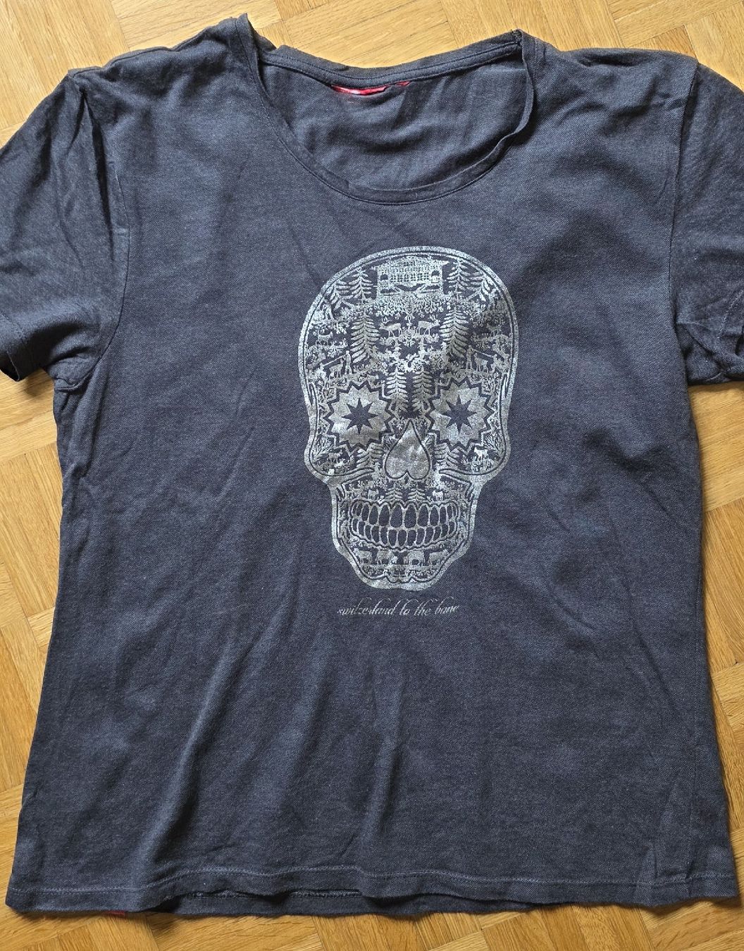 T-shirt: Tshirt L Heidi.com gris – Usato da Yverdon-les-Bains venduto da van_dq65