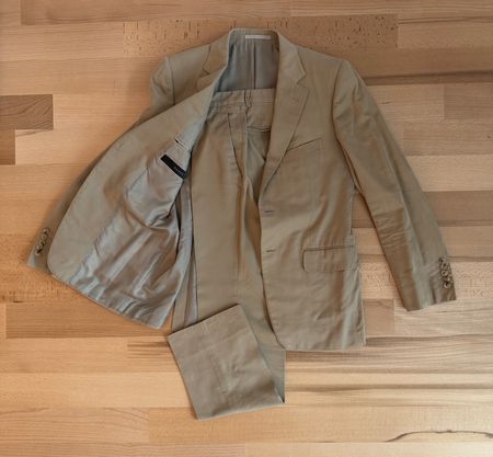 Gucci Anzug – Sehr guter Zustand (Grösse 48)