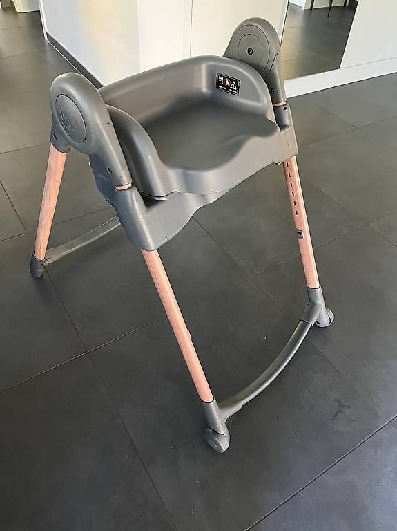 Hochstühle: Seggiolone per bambini Bébé confort – Gebraucht aus Bellinzona von cha_q5hz 3