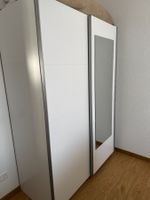 Kleiderkasten