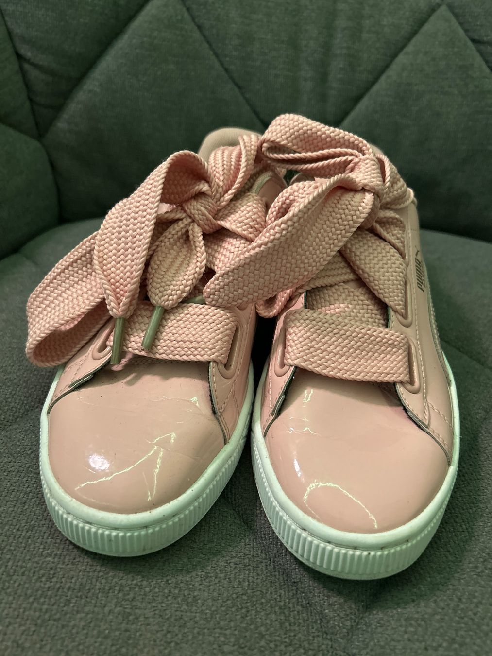 Puma Scarpe da donna: Puma Suede Heart Satin Gr. 38 – Usato da Allschwil venduto da GrenzWert 1