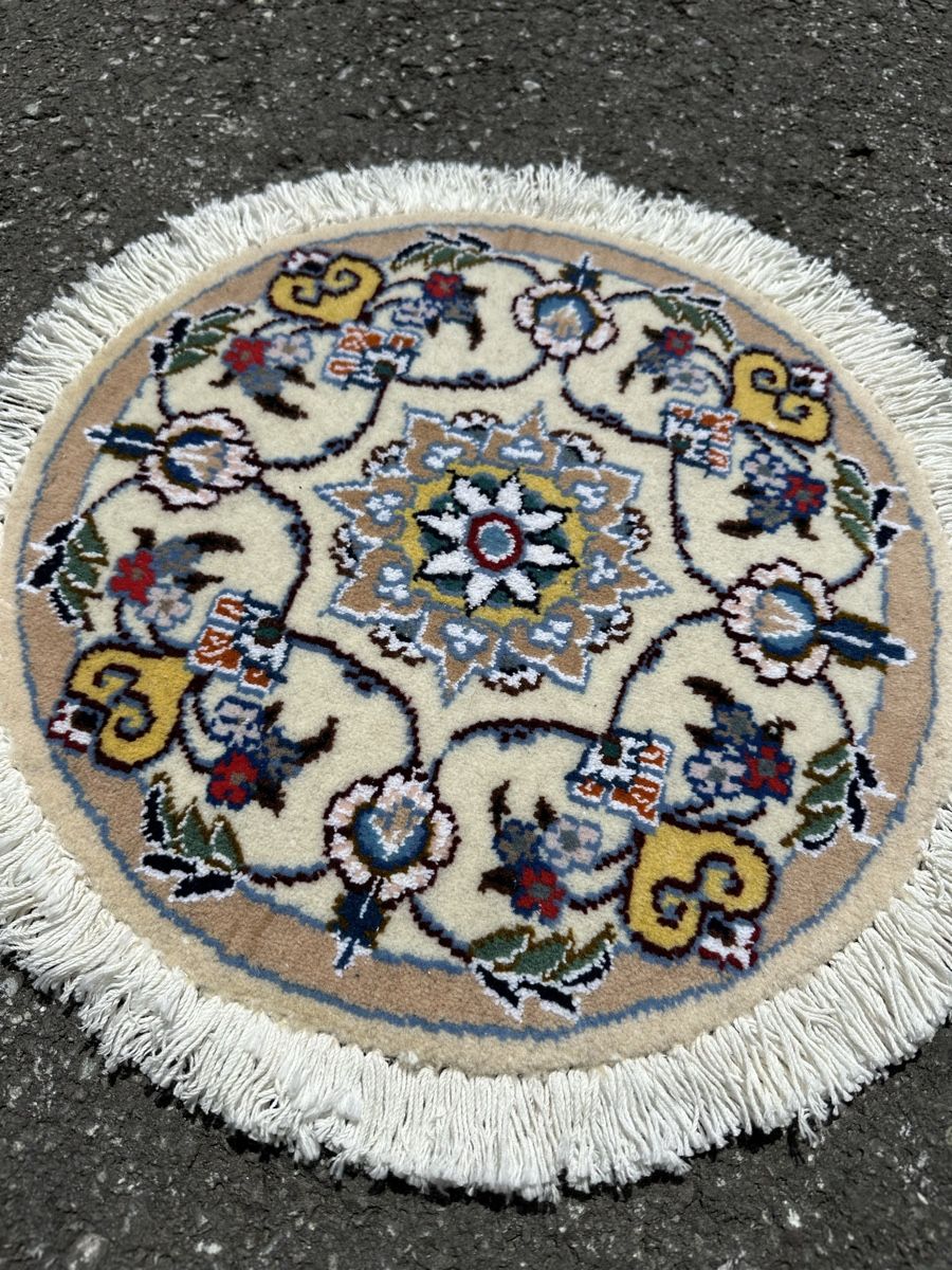 Tapis: Runder Teppich  – Neuf (Voir description) à Schwende par weesli 2