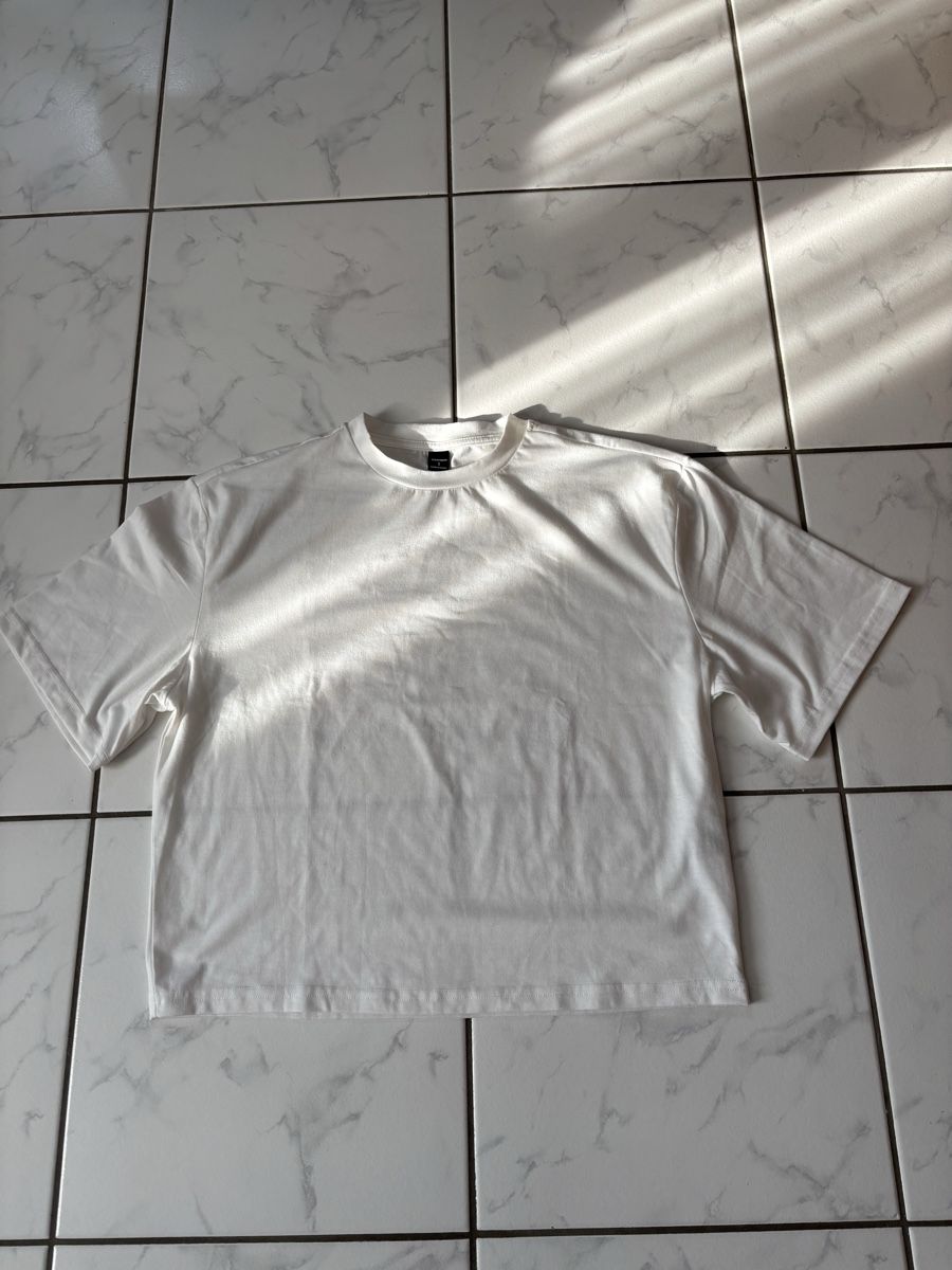 T-shirt: Maglietta  – Nuovo (secondo la descrizione) da Schwyz venduto da Francesca54