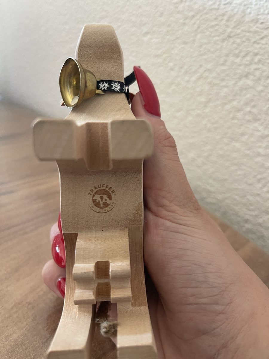 Figuren: Holzkuh mit Glocke und Schweizer Muster 17cm – Gebraucht aus Schlieren von Norauro 2