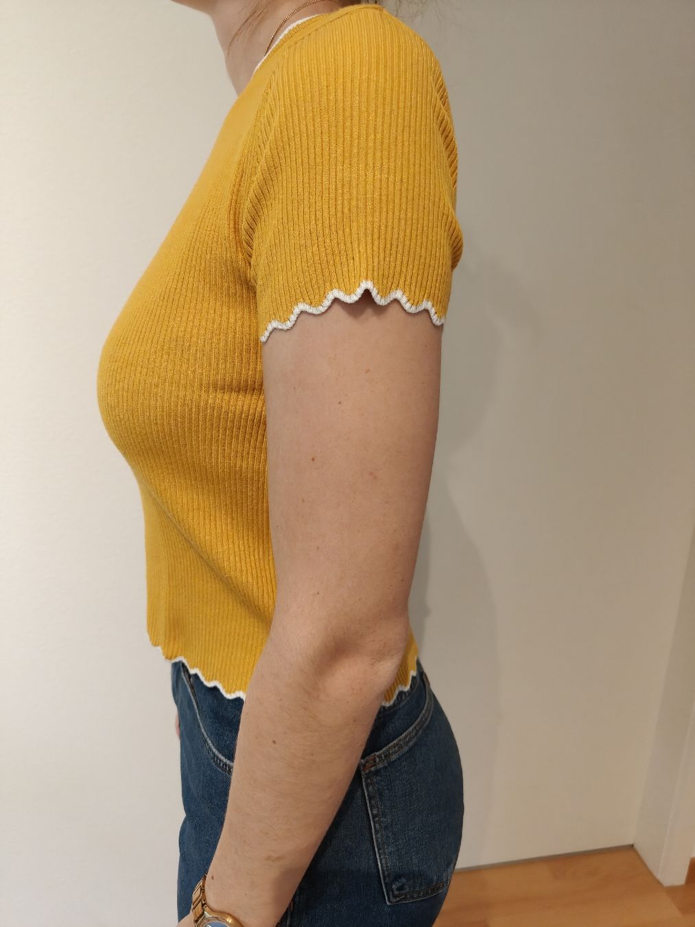 T-Shirts: Damen Strickoberteil gelb Gr. S – Gebraucht aus Olten von Edelw1ss 1